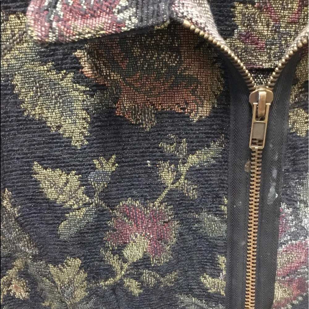 CAbi fall style tapestry vest - Picture 3 of 8